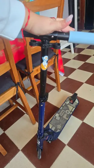 Patinete infantil azul