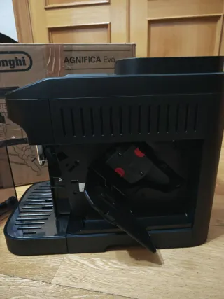 Cafetera DeLonghi Magnifica Evo ECAM 292.81.B