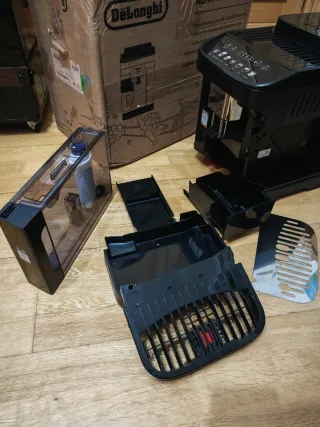 Cafetera DeLonghi Magnifica Evo ECAM 292.81.B