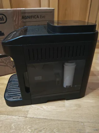 Cafetera DeLonghi Magnifica Evo ECAM 292.81.B