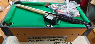 Mini mesa de billar con accesorios