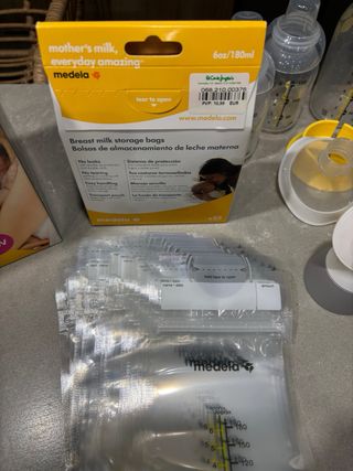 Extractor de Leche Medela Eléctrico Modelo Solo