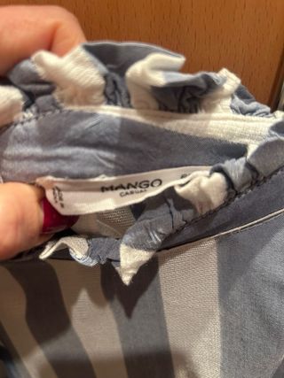 Camisa Mango rayas y volantes talla S