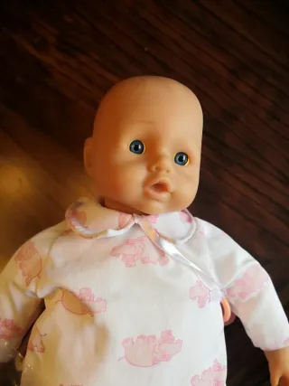 Muñeca bebé Issi cuerpo blando