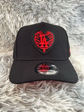 Gorra New Era LA Heart Negra 9Forty