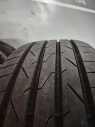 Llantas Mazda 16 pulgadas con Neumáticos incluídos