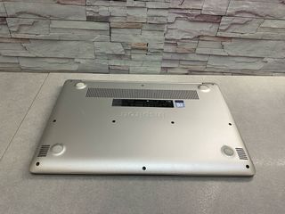 Portátil Dell Inspiron Plata y Negro