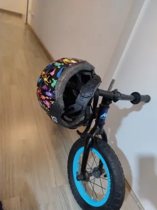 Bicicleta Monty + Casco