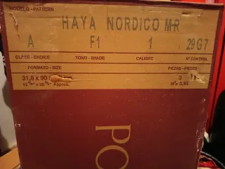 Azulejos Porcelanosa. 31'6*90*1'2cm. 3 piezas caja