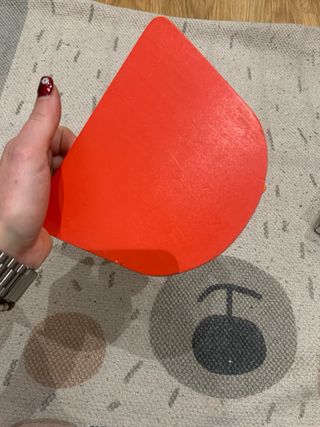 Juguete de golpear de madera con martillo