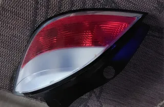 Piloto trasero derecho Opel Astra H