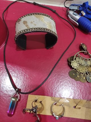 Lote de bisutería todo