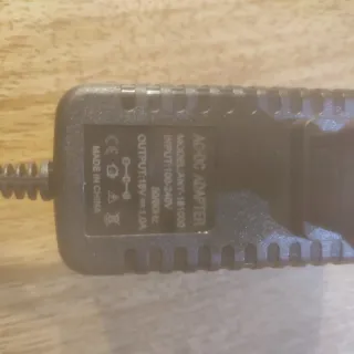 Adattatore di corrente AC-DC 18V 1.0A