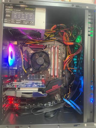 Torre PC Gaming Negra RGB MSI B360