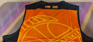 Camiseta del Valencia Basket Talla XXL
