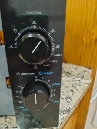 Microondas Toshiba con Grill