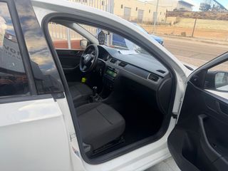 Skoda Spaceback 2014