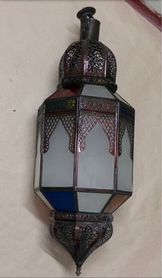 Lámpara de metal y cristal