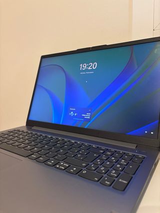 Lenovo Ideapad Slim 3