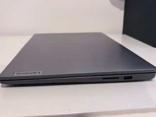 Lenovo Ideapad Slim 3