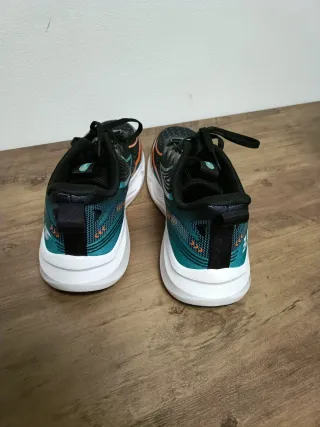 Zapatillas deportivas hombre talla 42