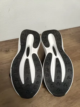 Zapatillas deportivas hombre talla 42