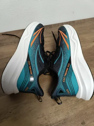 Zapatillas deportivas hombre talla 42