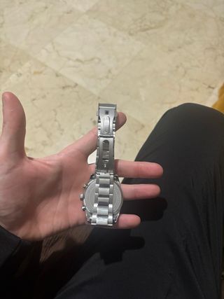 Reloj Lotus Verde y Plateado