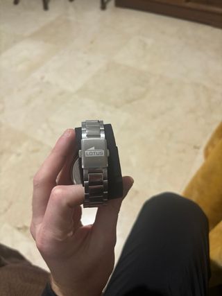 Reloj Lotus Verde y Plateado