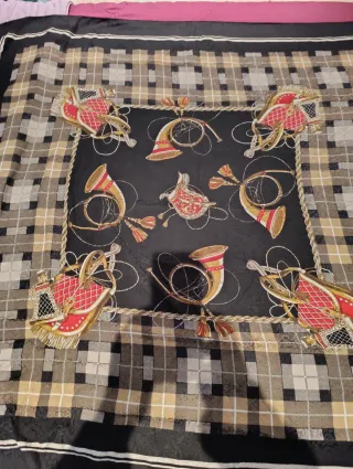 Fular carre HERMES 100% seda