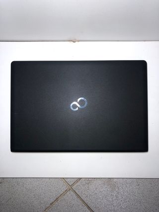 Fujitsu Siemens LifeBook A357 (i5-7ª Gen)