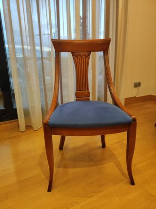 Mesa comedor extensible y 4 sillas