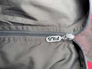 Chaqueta Fila Vintage Gris y Rojo