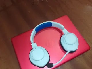 Ordenador HP Ryzen Plata + Cascos