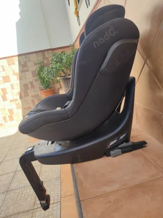 Seggiolino auto per bambini girevole Nado SPS Isofix