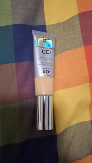 IT Cosmetics CC+ Crema Correctora SPF 50+