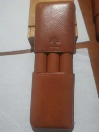 Porta puros de cuero para 3 unidades