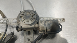 ELEVALUNAS DELANTERO DERECHO HYUNDAI ACCENT (X3)