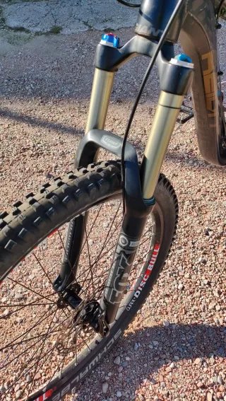 Bicicleta Enduro / Freeride