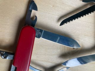 2 Canivetes Victorinox Climber e Camper