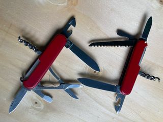 2 Canivetes Victorinox Climber e Camper