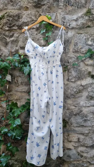 Mono H&M floral blanco y azul Talla 42
