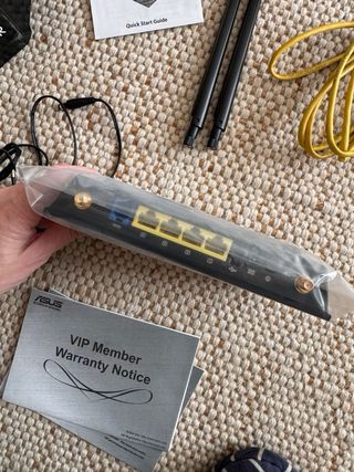 Router Wi-Fi ASUS RT-N12E Wireless-N300 3-en-1