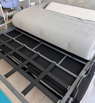 Sofá Cama 2 Plazas.  Gris Nuevo. Cama de 140x190.