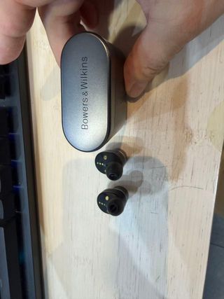 Bowers & Wilkins Pi7 S2 (año modelo 2023) Auricula
