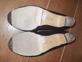 Zapatos de flamenco ante