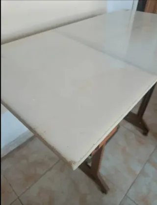 Patas Máquina Coser Alfa Antigua con Mármol