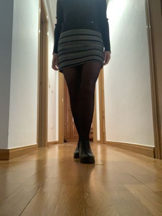 Falda Green Coast negra y plateada