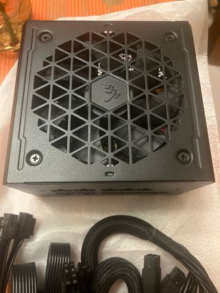 Fuente Alimentación Corsair RM650