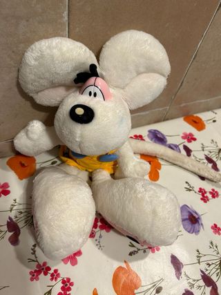 6 Peluche: Yoshi, Leone Cane Fifone, ecc.